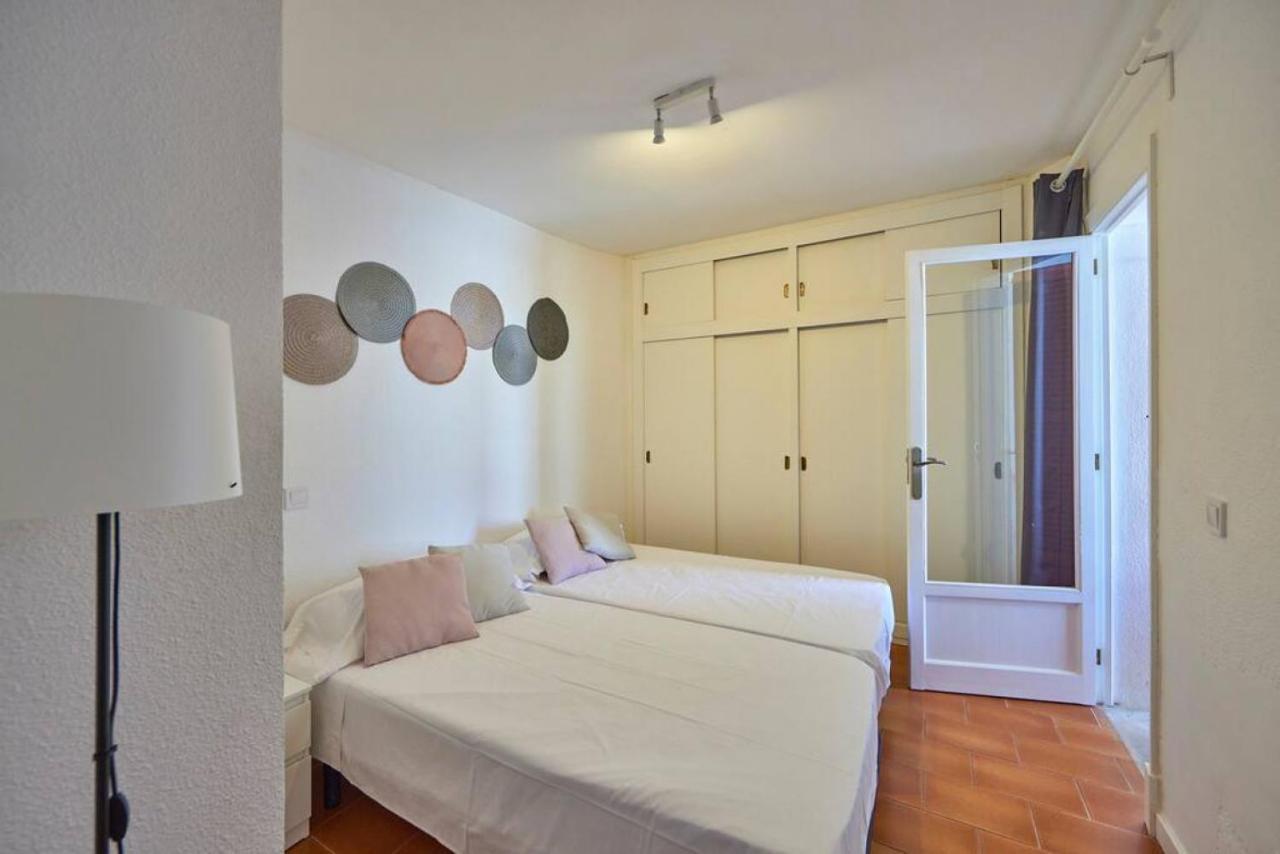 Apartment 1d