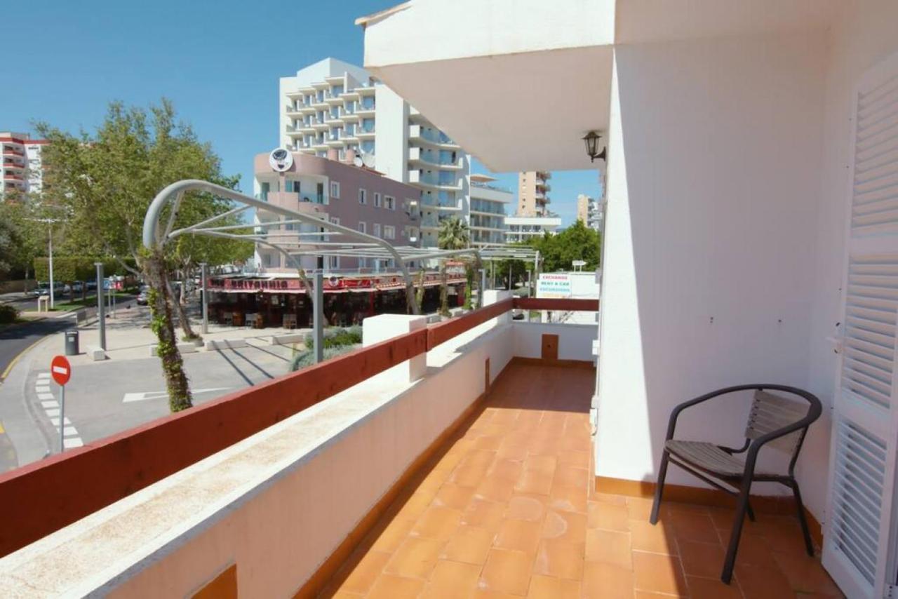 1d Apartment *